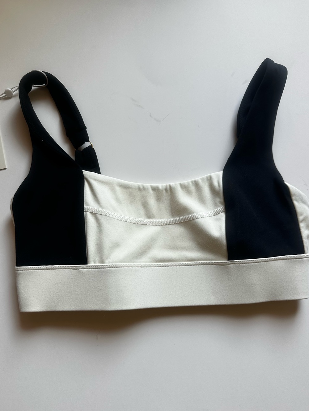 MondayBody Colorblock Sports Bralette - Black & White in size Medium